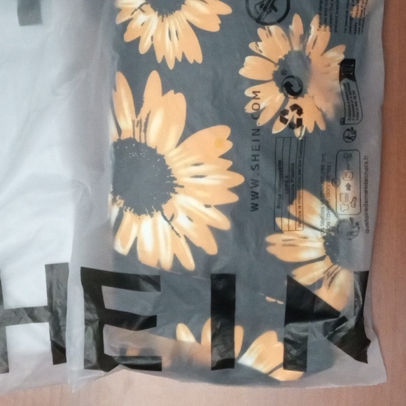 Shein Vacay midi dress - Picture 3 of 8